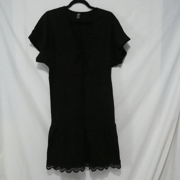 SHEIN - Curve | 2XL | Black Scalloped Hem V-Neck Mini Dress - Picture 1 of 14
